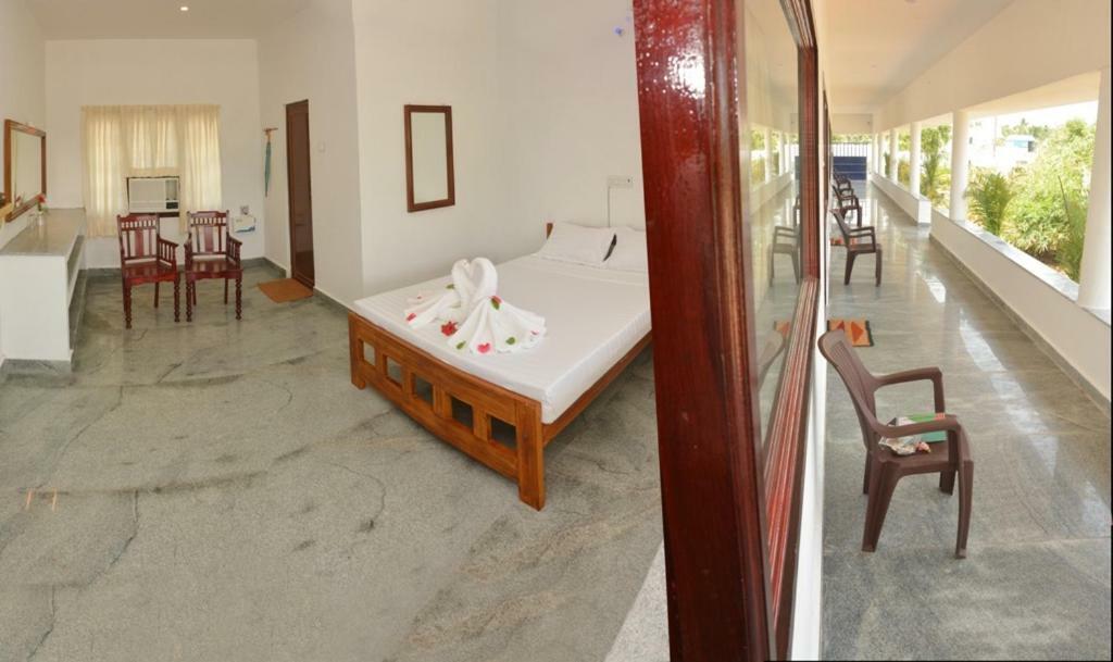 Hotel Alice Paradise By Moonrakers Mahabalipuram
